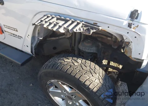 2015 Jeep Wrangler Unlimited Sport Rhd из США, поврежденный, VIN 1C4BJWKG6FL690850